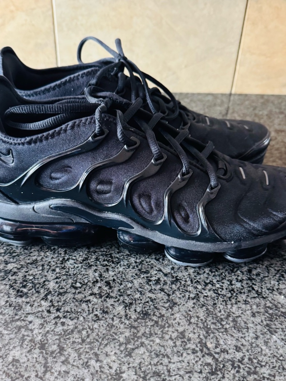 Nike Black VaporMax Plus All-Black Men's Sneakers - Picture 3 of 7